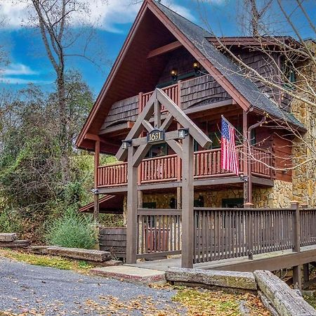 Bridgewood Cabin, Hot Tub, 1089 Of Free Attraction Tickets For Each Paid Day, Dollywood And More! Pigeon Forge Buitenkant foto