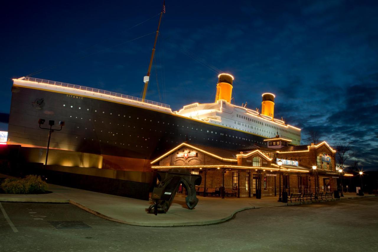 Bridgewood Cabin, Hot Tub, 1089 Of Free Attraction Tickets For Each Paid Day, Dollywood And More! Pigeon Forge Buitenkant foto