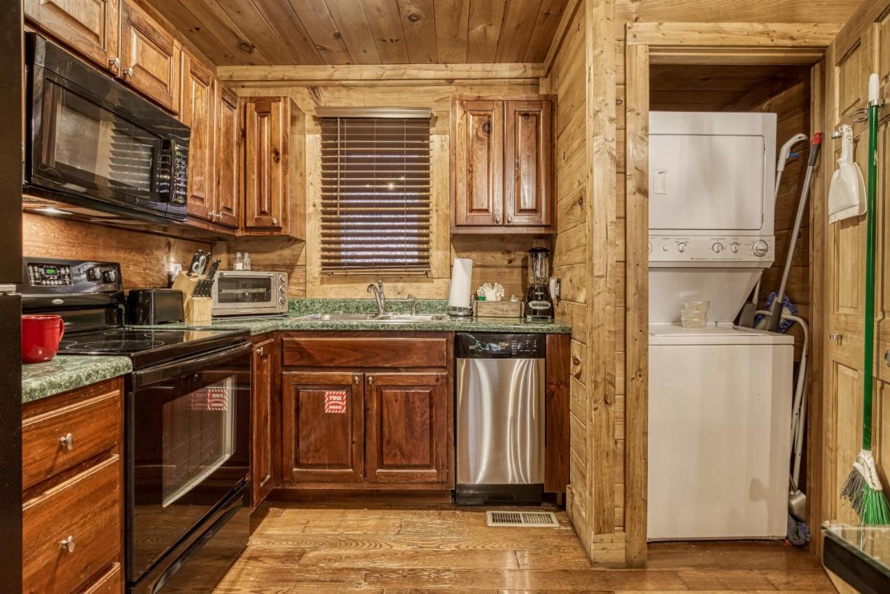Bridgewood Cabin, Hot Tub, 1089 Of Free Attraction Tickets For Each Paid Day, Dollywood And More! Pigeon Forge Buitenkant foto