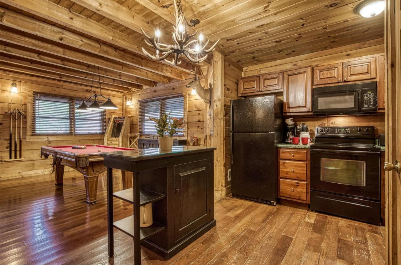 Bridgewood Cabin, Hot Tub, 1089 Of Free Attraction Tickets For Each Paid Day, Dollywood And More! Pigeon Forge Buitenkant foto
