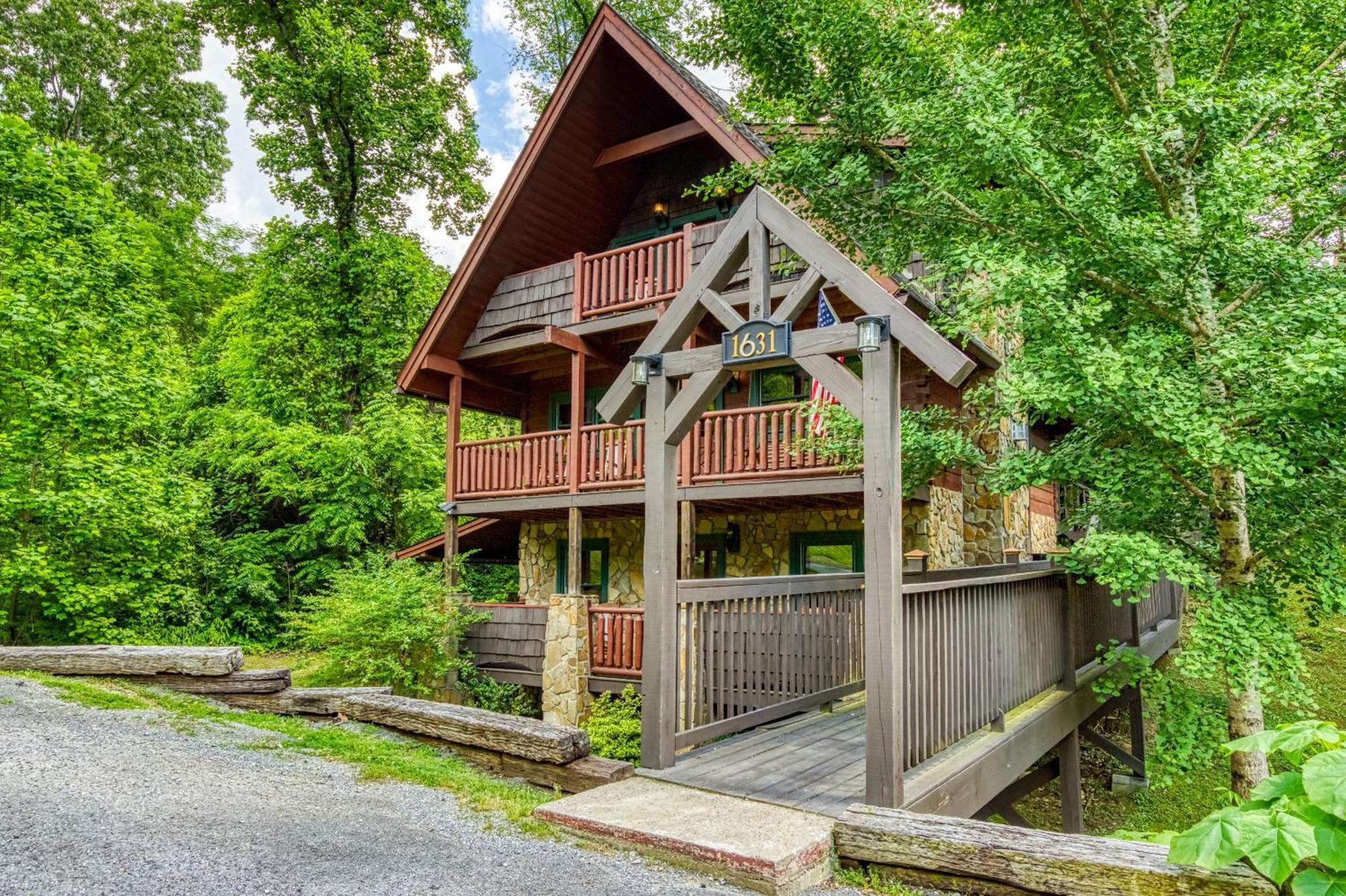 Bridgewood Cabin, Hot Tub, 1089 Of Free Attraction Tickets For Each Paid Day, Dollywood And More! Pigeon Forge Buitenkant foto